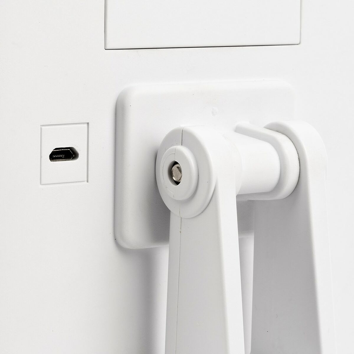 V5HC782099B9BB03E0B89AF4C97D04FC62DR6410025P7